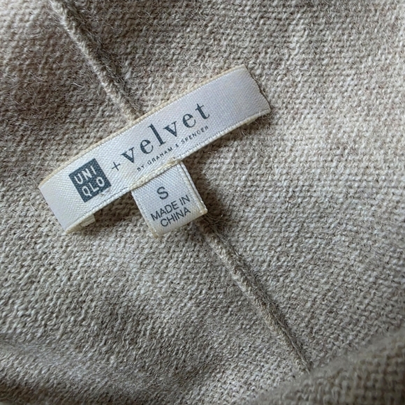 Uniqlo | Women's 100% Cashmere Poncho Sweater S - Picture 5 of 8
